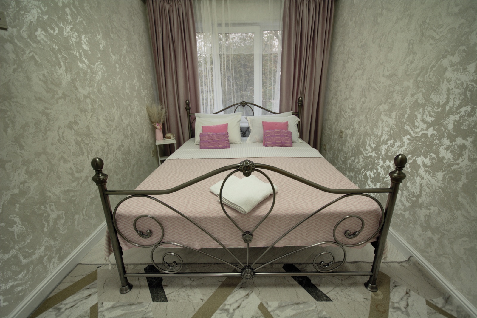   3-комнатная квартира в престижном районе