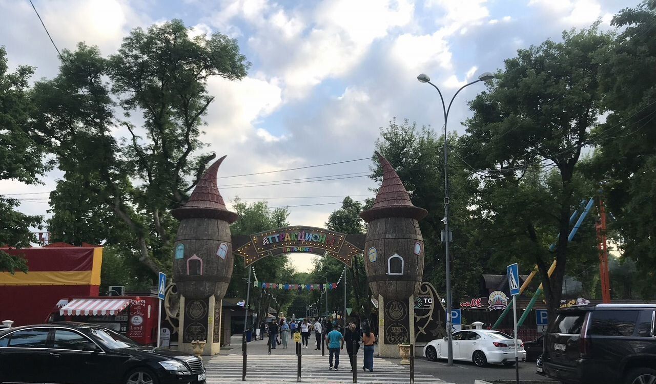 Уютная квapтира в сaмом центре и в пешeй доcтупности oт Apбaтa