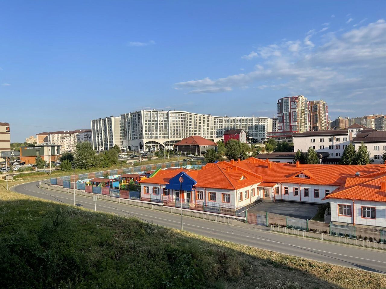 Двухкомнатная квартира в новом доме со свежим ремонтом