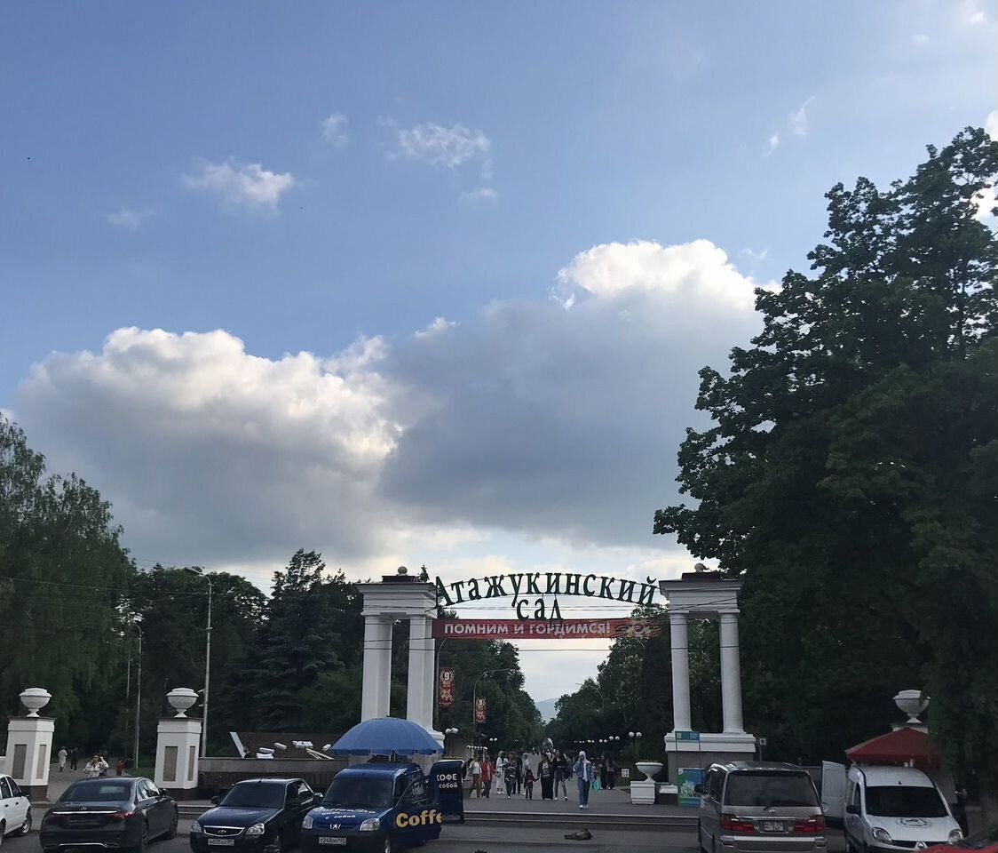 Уютная квapтира в сaмом центре и в пешeй доcтупности oт Apбaтa